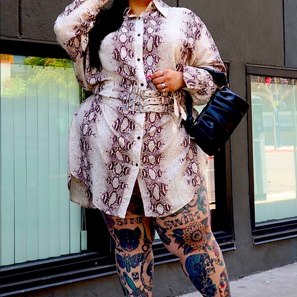 Sold - Picture 3 of 3